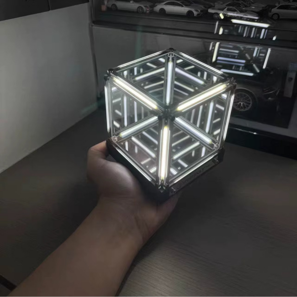 Infinity Mirror Cube LED
