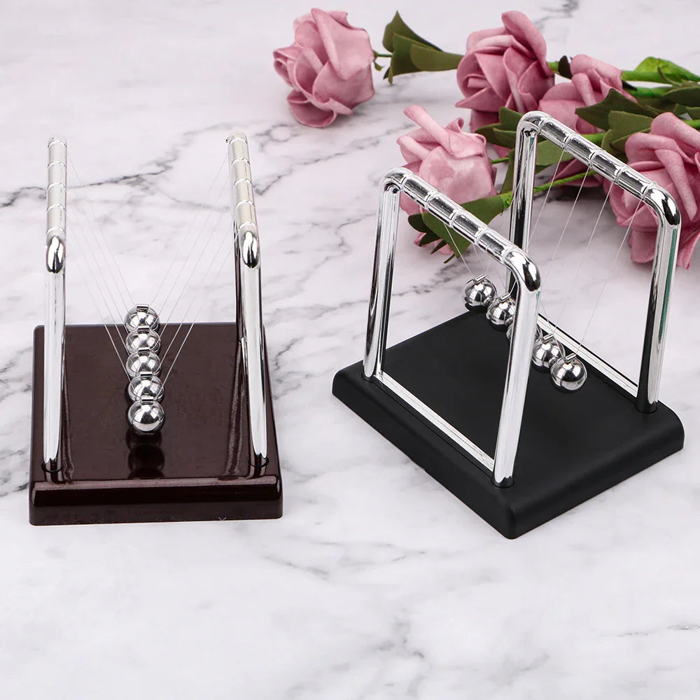 Newton Cradle Executive Desk Physics Demonstrator