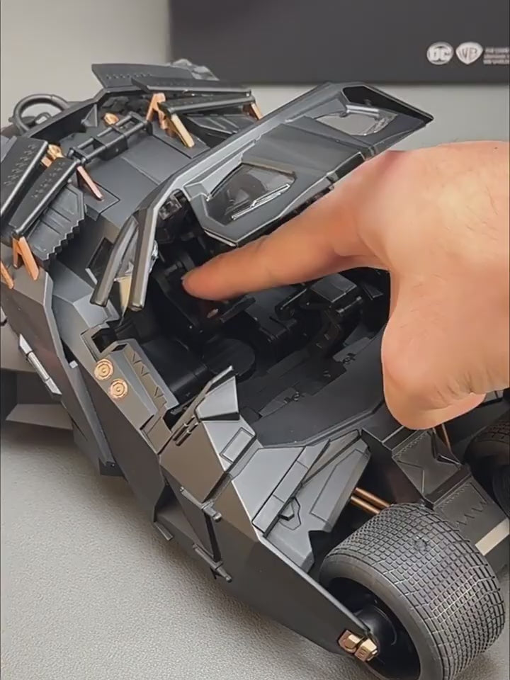 1/18 Classic Batmobile Alloy Diecast — product video