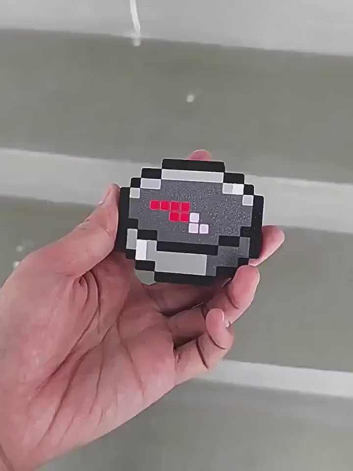 Minecraft Compass IRL Working Magnetic Pixel — product video