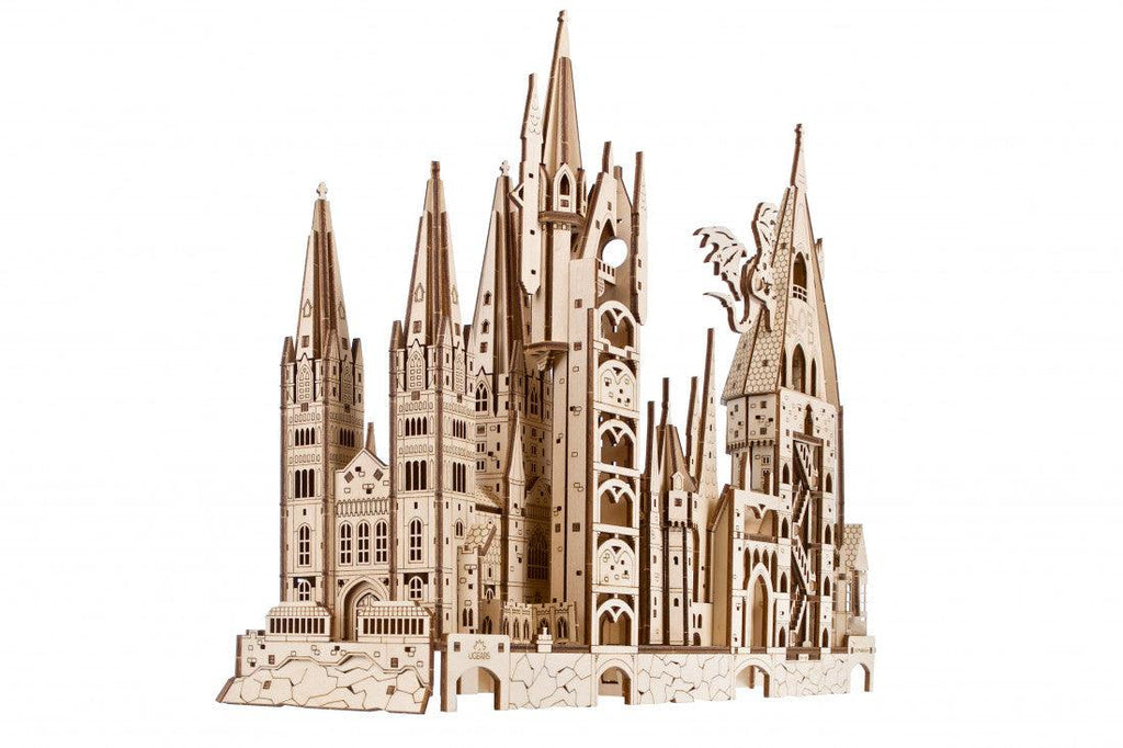 Hogwarts Magical Castle 3D Wooden Puzzle Kit