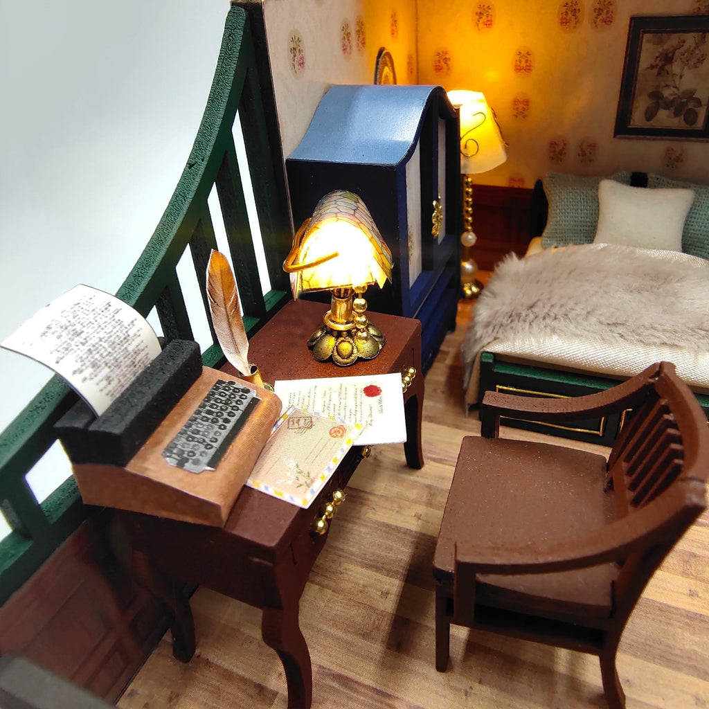 DIY Dollhouse Kit (Dream Building Pavilion)