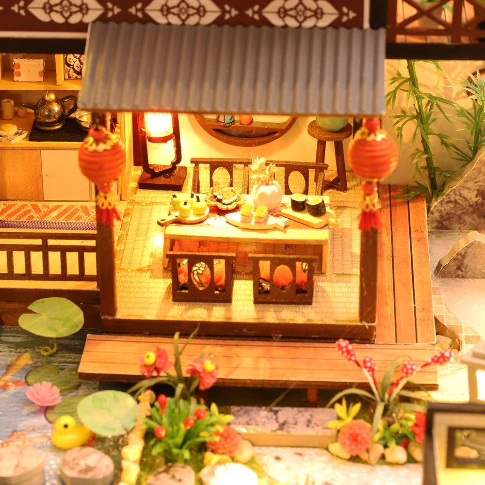 DIY Dollhouse Kit (Forest habitat)