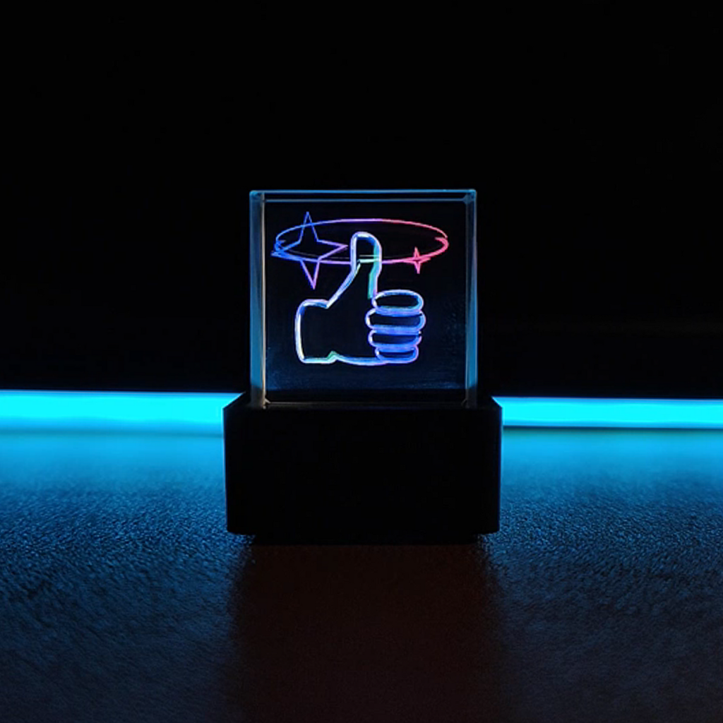 Hologram Cube Display – WiFi 3D Photo Frame