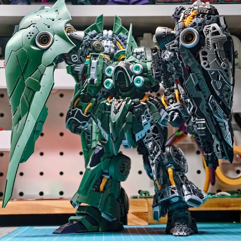 Kshatriya Mecha Model Kit 1:100 Scale LED
